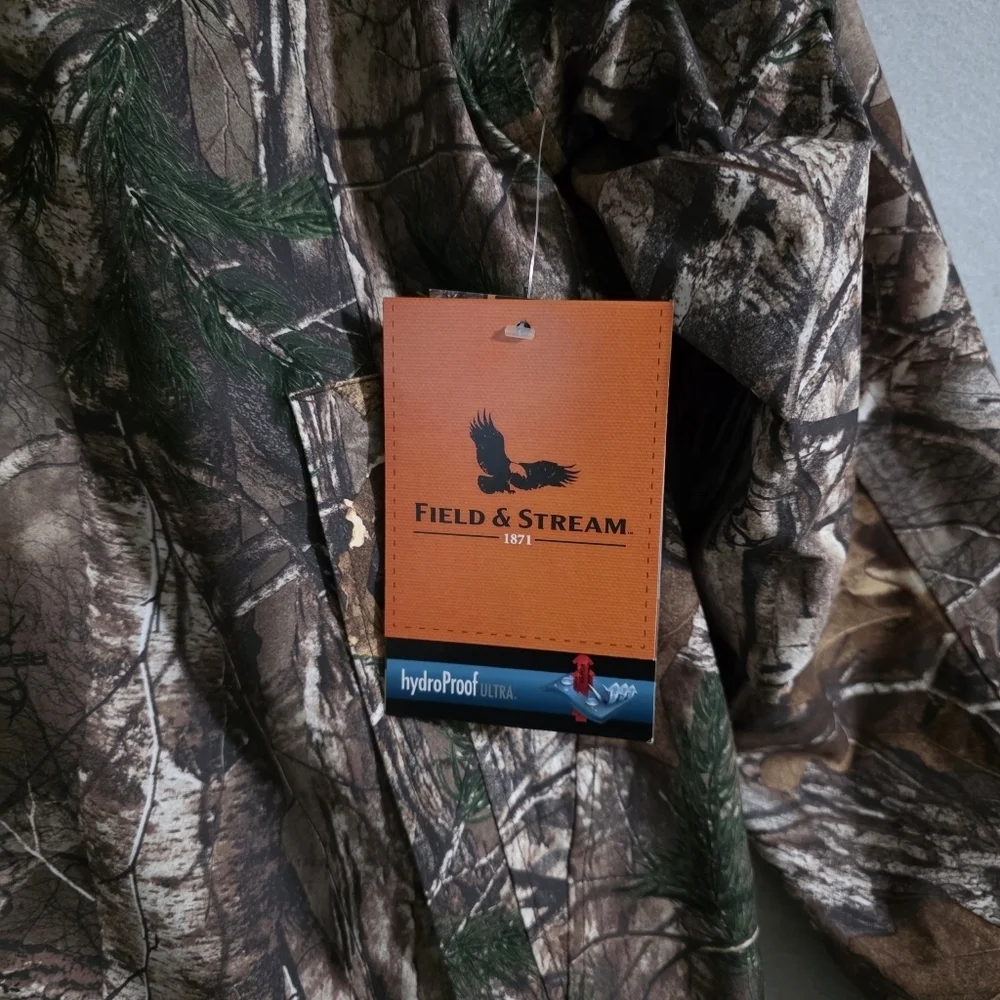 NWT Field & Stream Mens RealTree Hydroproof Camo Rain Jacket Size Medium